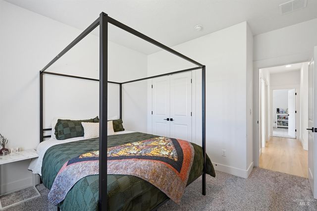 229 W Moray St, Middleton, ID 83644