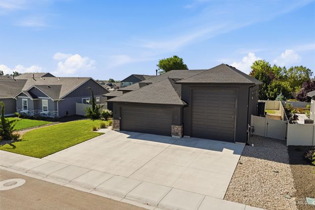229 W Moray St, Middleton, ID 83644