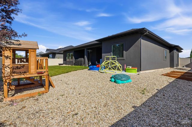 229 W Moray St, Middleton, ID 83644