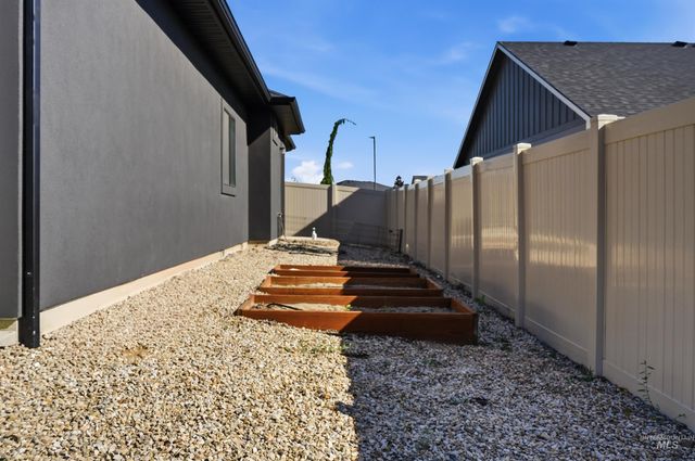 229 W Moray St, Middleton, ID 83644