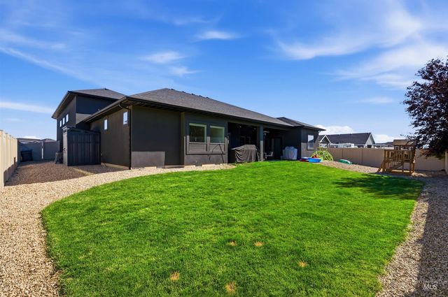 229 W Moray St, Middleton, ID 83644