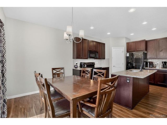 907 S Prairie Dr, Milliken, CO 80543