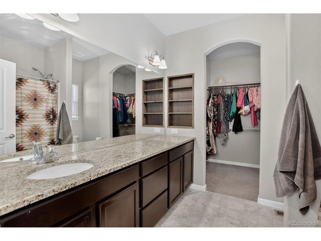 907 S Prairie Dr, Milliken, CO 80543