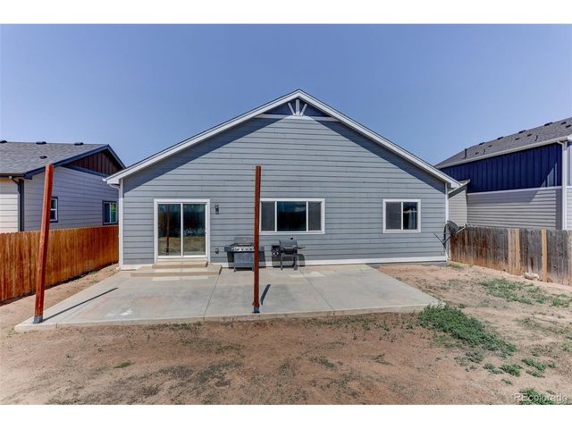 907 S Prairie Dr, Milliken, CO 80543