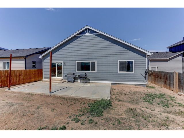 907 S Prairie Dr, Milliken, CO 80543