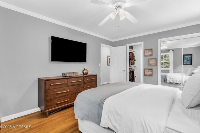 840 Nutswamp Road, Red Bank, NJ 07701