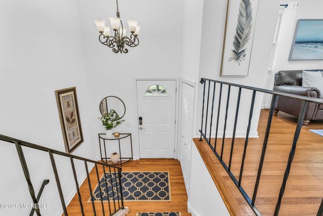 840 Nutswamp Road, Red Bank, NJ 07701