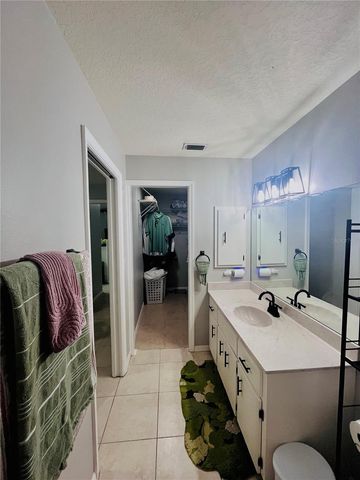 20517 NE 114TH AVENUE, Waldo, FL 32694