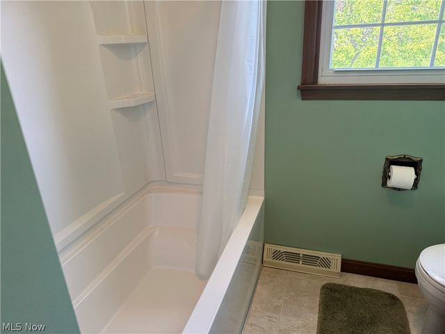5068 Bright Baldwin Road, Newton Falls, OH 44444
