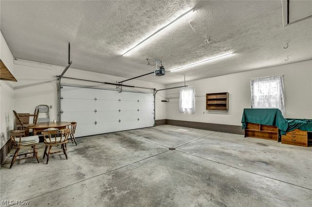 5068 Bright Baldwin Road, Newton Falls, OH 44444