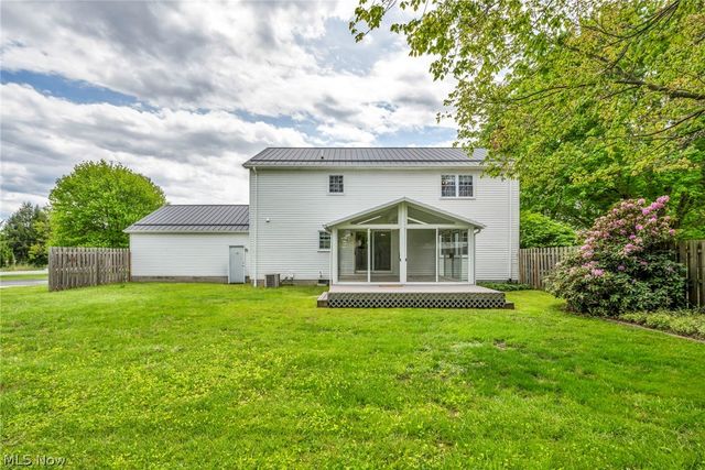 5068 Bright Baldwin Road, Newton Falls, OH 44444
