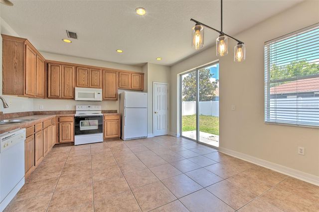 11136 RUNNING PINE DRIVE, Riverview, FL 33569