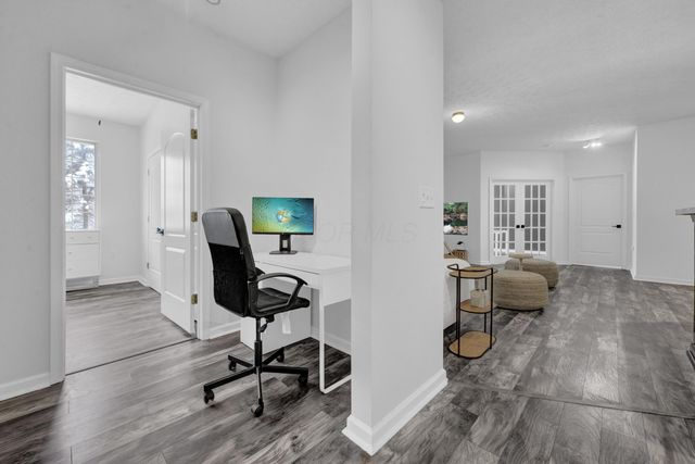 1925 Fortstone Lane, Columbus, OH 43228