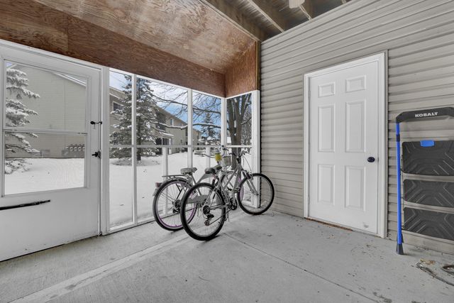 1925 Fortstone Lane, Columbus, OH 43228