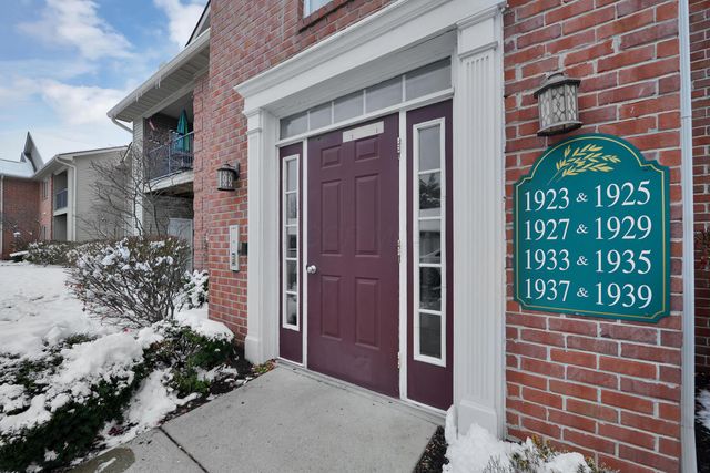 1925 Fortstone Lane, Columbus, OH 43228