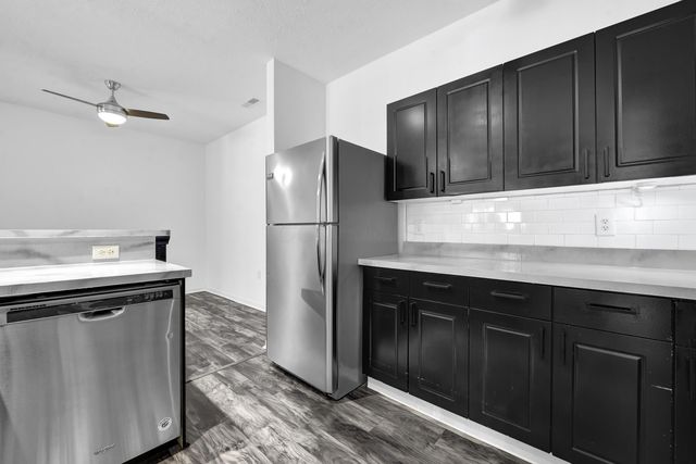 1925 Fortstone Lane, Columbus, OH 43228