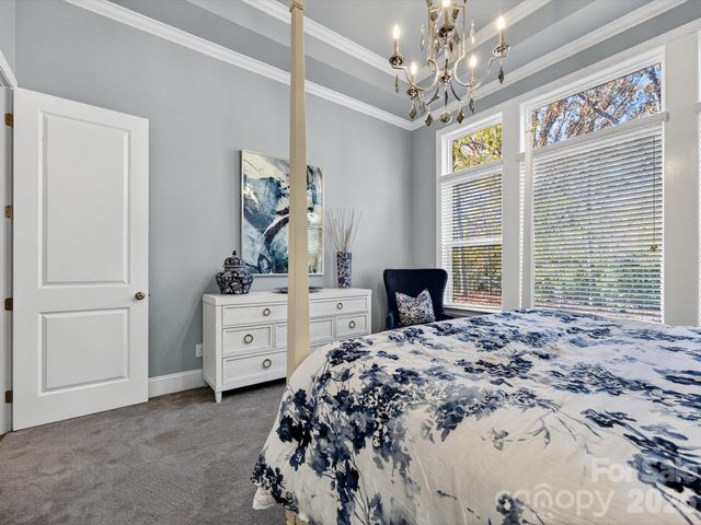 13105 Kornegy Drive, Charlotte, NC 28277