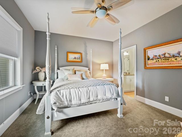 13105 Kornegy Drive, Charlotte, NC 28277