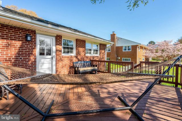 5230 OLDCASTLE LN, Springfield, VA 22151