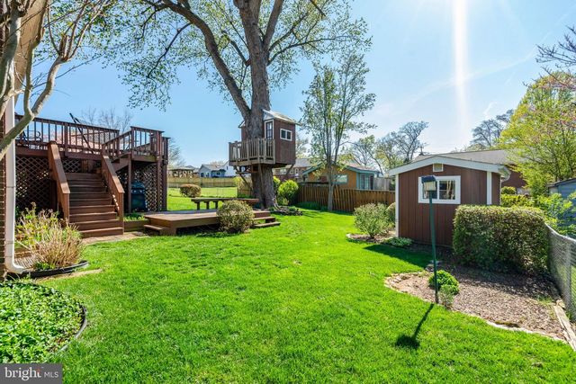 5230 OLDCASTLE LN, Springfield, VA 22151