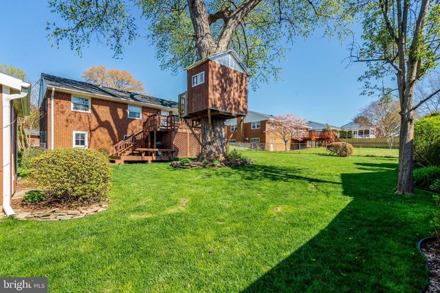 5230 OLDCASTLE LN, Springfield, VA 22151