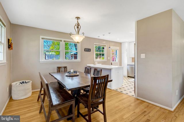 5230 OLDCASTLE LN, Springfield, VA 22151