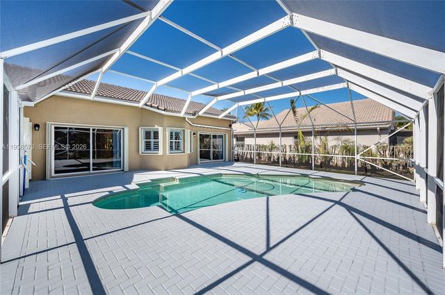 405 SW 198th Ter, Pembroke Pines, FL 33029