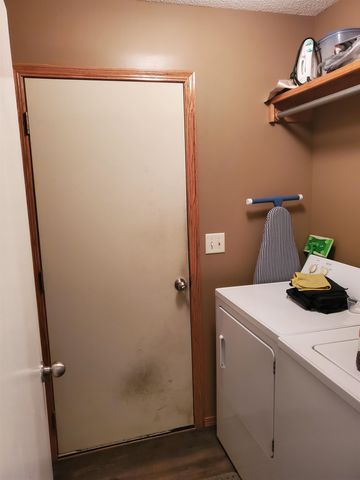 1435 E Berlin, Haysville, KS 67060