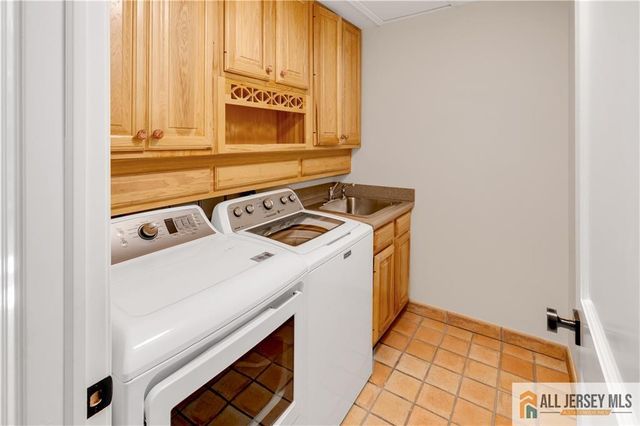 199 Old Forge Road, Monroe, NJ 08831