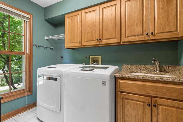 22801 W Glenhurst Road, Deer Park, IL 60010