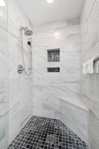 22801 W Glenhurst Road, Deer Park, IL 60010