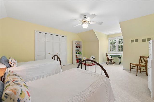 22801 W Glenhurst Road, Deer Park, IL 60010