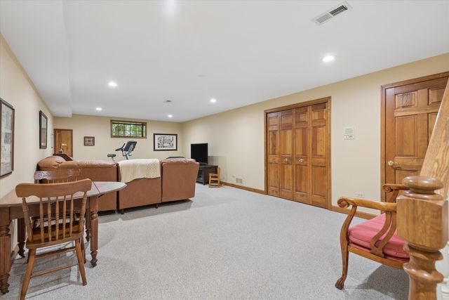 22801 W Glenhurst Road, Deer Park, IL 60010
