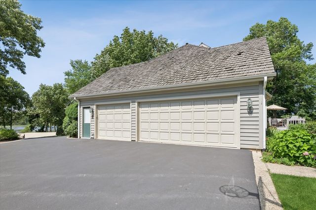 22801 W Glenhurst Road, Deer Park, IL 60010