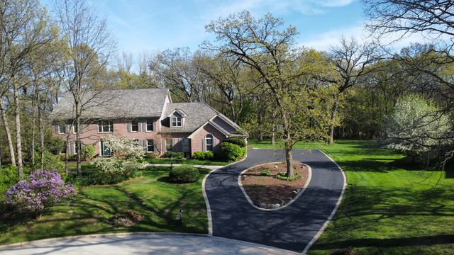 22801 W Glenhurst Road, Deer Park, IL 60010