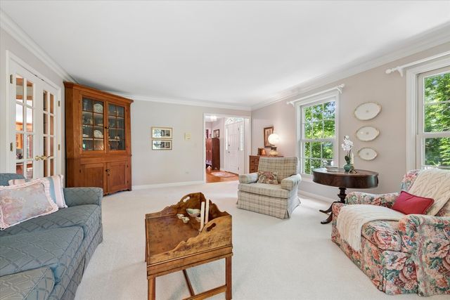 22801 W Glenhurst Road, Deer Park, IL 60010