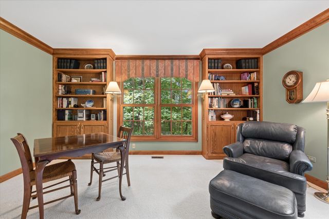 22801 W Glenhurst Road, Deer Park, IL 60010