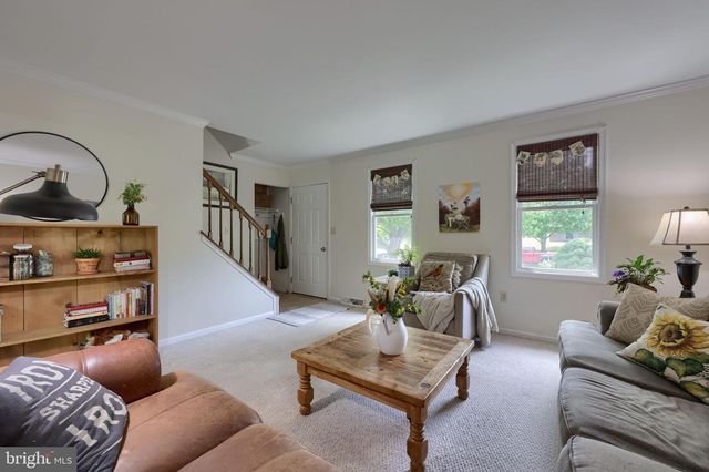 37 HOMESTEAD DR, Denver, PA 17517