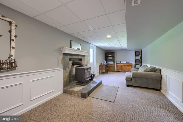 37 HOMESTEAD DR, Denver, PA 17517