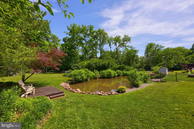 37 HOMESTEAD DR, Denver, PA 17517