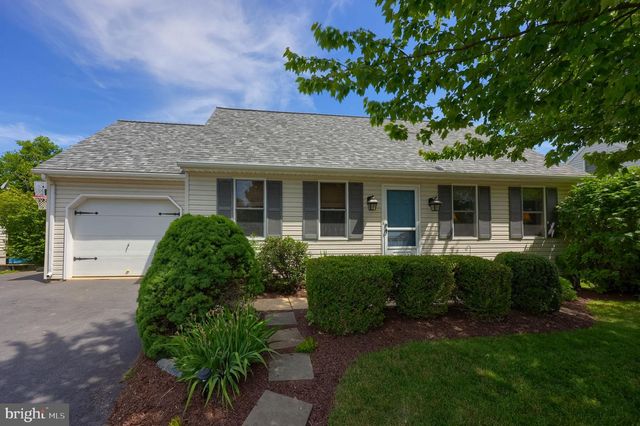 37 HOMESTEAD DR, Denver, PA 17517