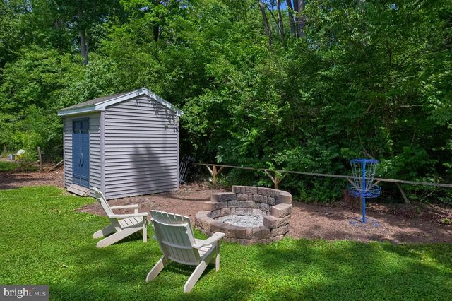 37 HOMESTEAD DR, Denver, PA 17517