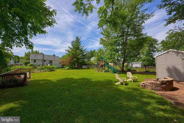 37 HOMESTEAD DR, Denver, PA 17517