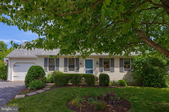 37 HOMESTEAD DR, Denver, PA 17517