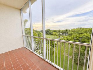 3600 Oaks Clubhouse Drive 501, Pompano Beach, FL 33069
