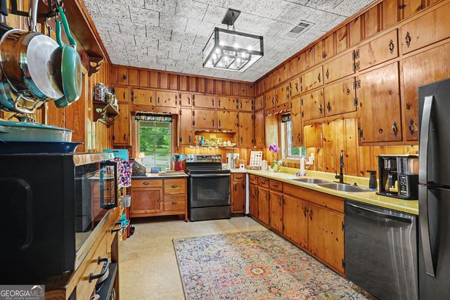 355 Inman Road, Hampton, GA 30228
