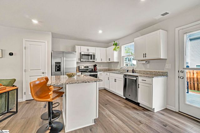 501 Mills Hill Way, Greenville, SC 29605