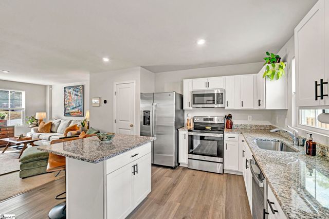501 Mills Hill Way, Greenville, SC 29605