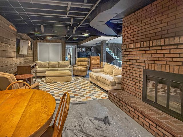 1300 Worrell Drive, Jasper, IN 47546