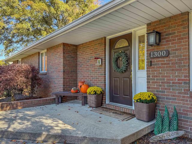 1300 Worrell Drive, Jasper, IN 47546